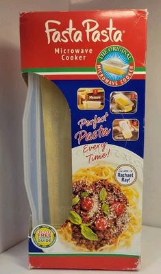 FASTA PASTA MICROWAVE COOKER & STRAINER  SEEN ON RACHEL RAY Perfect Pasta  New! - Image 1 of 4