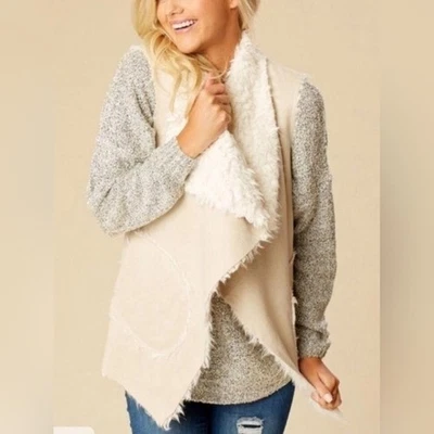 Alter'd State Women's Vest Lt Grey Faux Fur Lined SIZE SMALL - Image 1 of 4