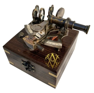 Sextante náutico de latón con caja de madera antiguo en funcionamiento barco marino navegación Foto 1 de 4