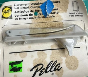 NUOVO Pella Casement Cerniera Sinistra Manovella Coperchio Maniglia Blocco Leva Bianco - Foto 1 di 3