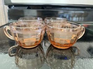 Vintage Depression Glass Pink/Amber Coffee/ Tea Cups Set Of 4 - Imagen 1 de 4