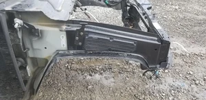 09 HUMMER H2 FENDER APRON CUT FRONT RIGHT PASSENGER BLACK - Picture 1 of 12