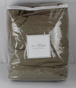 Eastern Accents De Medici Nova Quilted Velvet Coverlet In Fawn - Queen - Picture 1 of 8