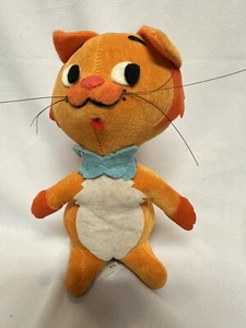 VINTAGE OLIVER & COMPANY HARD PLUSH CAT TOY - Picture 1 of 6