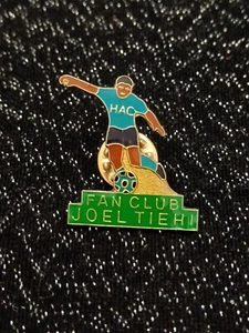 Pin's Pins Pin Enamel 6 Sport Football ÉQUIPE HAC LE HAVRE "JOEL TIEHI" - Imagen 1 de 1