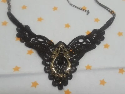 Gargantilla vintage Y2K Hot Topic gótica punk negra de encaje y bronce Foto 1 de 4