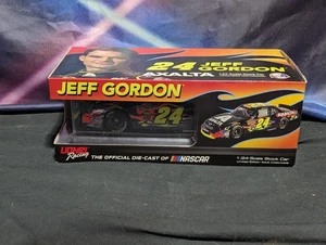 2018 Jeff Gordon Fan Club Exclusive 1993 Axalta Lumina Autographed 1/96 Diecast  - Picture 1 of 10