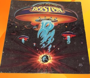 BOSTON - Self Titled Debut Album (1976) - 12" Record LP - Vinyl is VG+ - Picture 1 of 10
