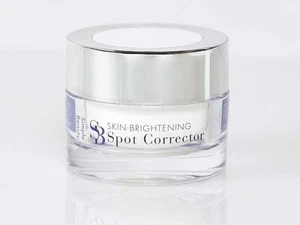 Simple Beauty Skin Brightening Spot Corrector NEW 30ml - Picture 1 of 2