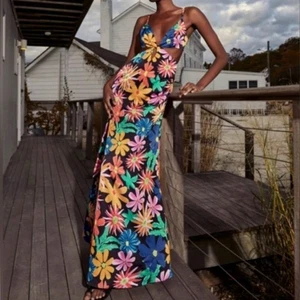 PatBO Aster Cutout Maxi Dress Size 8 Floral Print - Picture 1 of 16