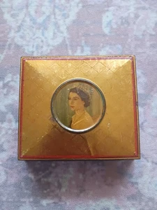 1953 Queen Elizabeth II Coronation Souvenir Buiscit Tin MCVITIE & PRICE LTD - Bild 1 von 17