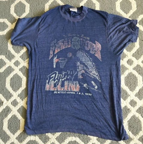 Vintage NCAA t shirt Final Four "Flying Illini" Cover