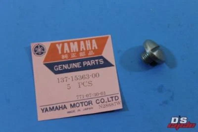 НОВЫЙ ИЗ СТАРЫХ ЗАПАСОВ YAMAHA YM2C YDS5 1967 YA6 1966 DS6 1969-70 ПРОБКА МАСЛЯНОГО НАПОЛНИТЕЛЯ #137-15363-00-00 - Изображение 1 из 4