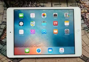 Apple iPad mini 1. Gen. 32GB, WLAN, 7,9 Zoll - Weiß/Silber Cellular - Bild 1 von 4