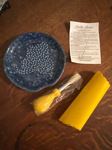 Simply Stoneware Garlic-Ginger Grater  Blue Round Ceramic Glossy w/ Brush NEW - Picture 1 of 4
