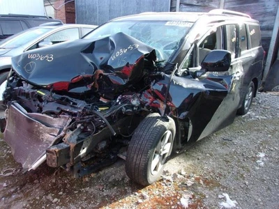 Consola piso delantero con puerto USB compatible con 15-17 QUEST 1505473 Foto 1 de 4