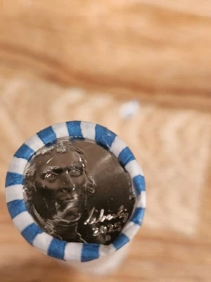 Rolo de níquel Jefferson 2025-D BU OBW.  Frete grátis! - Imagem 1 de 2