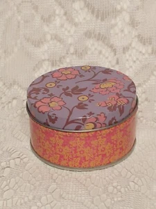 Vela Lila Niebla Perfumada Floral Impreso Lata Perfume Fragante tblbs8 - Imagen 1 de 12