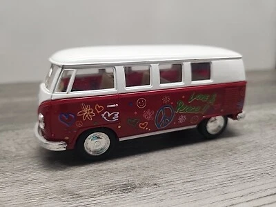 Autobús clásico Volkswagen Kinsmart 1962 5" con calcomanía 1:32 diecast Love Peace rojo Foto 1 de 4