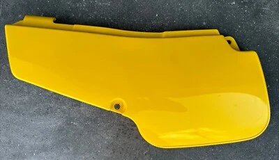 Suzuki RM80 1986-1995 usado OEM placa lateral izquierda/cubierta del marco #47211-02B00-25Y Foto 1 de 4