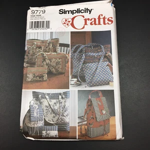 Simplicity Crafts 9779 Tote Bags Backpack Purse Cosmetic Bag Uncut FF NOS - Picture 1 of 5