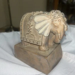 Ornate Elephant Bookend Only One - Picture 1 of 8