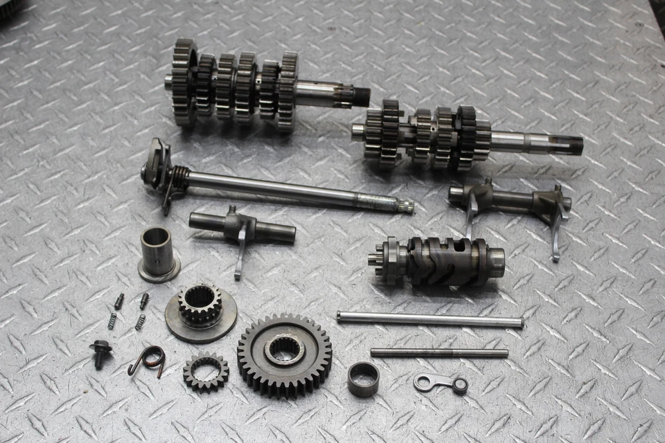 2001 SUZUKI SV650S ДВИГАТЕЛЬ ТРАНСМИССИЯ TRANNY ШЕСТЕРНИ - Изображение 1 из 4