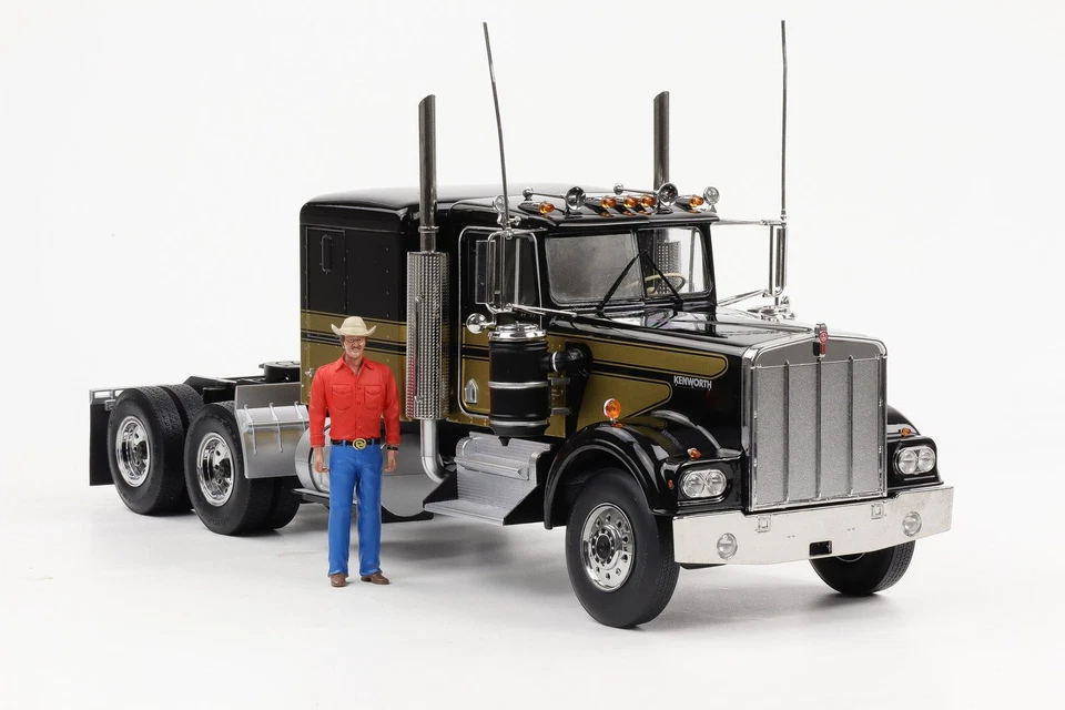 1:18 Kenworth W900 Film Truck 1976 Come Smokey Bandit Con Figura Road Kings - Immagine 1 di 4
