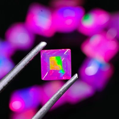 Ópalo etíope rosa natural 2,75 quilates facetado forma cuadrada piedra preciosa suelta tamaño 4X3 Foto 1 de 3