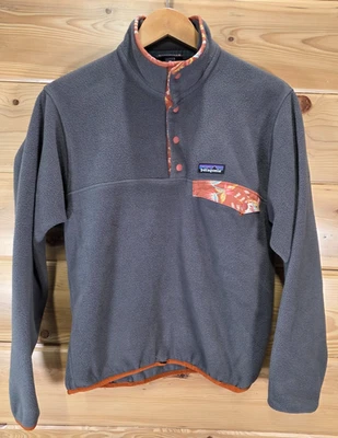 Patagonia Synchilla Fleece Sweatshirt Snap Women XS Distress Floral Tropical - Image 1 of 4