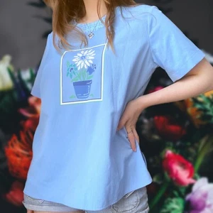 VTG Deadstock Nikki Blue Lightweight Flower Graphic Tee - Size M - Picture 1 of 6