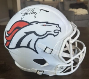 John Elway Signed 2024 Denver Broncos F/S White Summit Alt. Helmet - Beckett COA - Picture 1 of 7