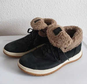 UGG Women's Lakesider Mid Lace Up Black Sneaker Boots Size 9 - Picture 1 of 18