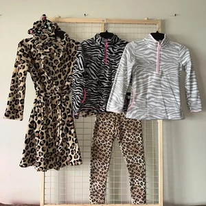 Girls M (7-8) Wild Animal Print Set Outfit 2 Fleece Tops Hooded Robe 1 Leggings - Picture 1 of 8