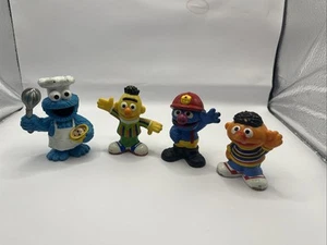 Hasbro Sesame Street Workshop Bert & Ernie Grover Cookie Monster 2010 C All Pics - Picture 1 of 12