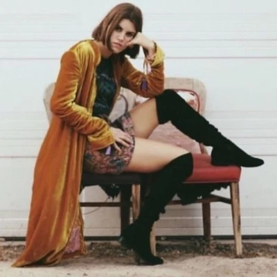 РЕДКАЯ Free People золотой измельченный бархат богемное макси Duster куртка кардиган пальто - Изображение 1 из 4