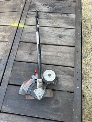 Trimmer Plus LE720 Edger Attachment Troybilt Craftsman  - Image 1 of 4
