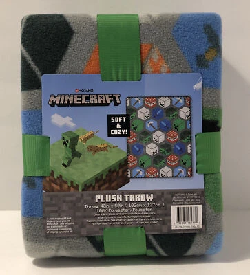MINECRAFT Blocks Plush Throw Blanket 40" x 50" Brand New - Image 1 of 3