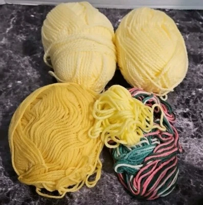 10 oz of Loose Yarn - Assorted Brands Colors  - Image 1 of 4