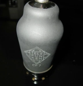 1 X VALVULA-TUBE-RÖHRE CF7 USED - Imagen 1 de 1