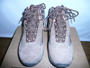 Hi-Tec Women's Ohio WP Hiking Shoe,DesertCorals,5 M US - Picture 1 of 9