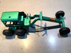 Vintage Ertl John Deere Combine Harvester Farm Toy - Picture 1 of 7