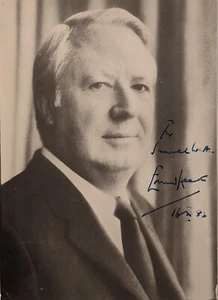 SIR EDWARD HEATH Signed Photograph - Conservative British Politician - preprint - Picture 1 of 1