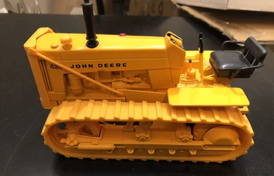 Bulldozer sobre orugas ERTL John Deere 430 "Plow City Toy Show 2000" modelo - 1:16 Foto 1 de 4