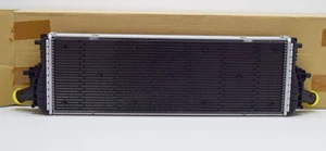New For  AUDI R8 4S Center Engine Cooler For Coolant 4S0121254B - Picture 1 of 7