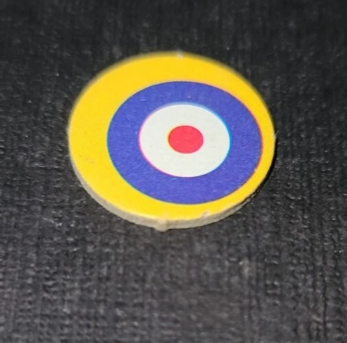 1987 AXIS & ALLIES GAME REPLACEMENT PARTS, UNITED KINGDOM CHIP - Image 1 of 1