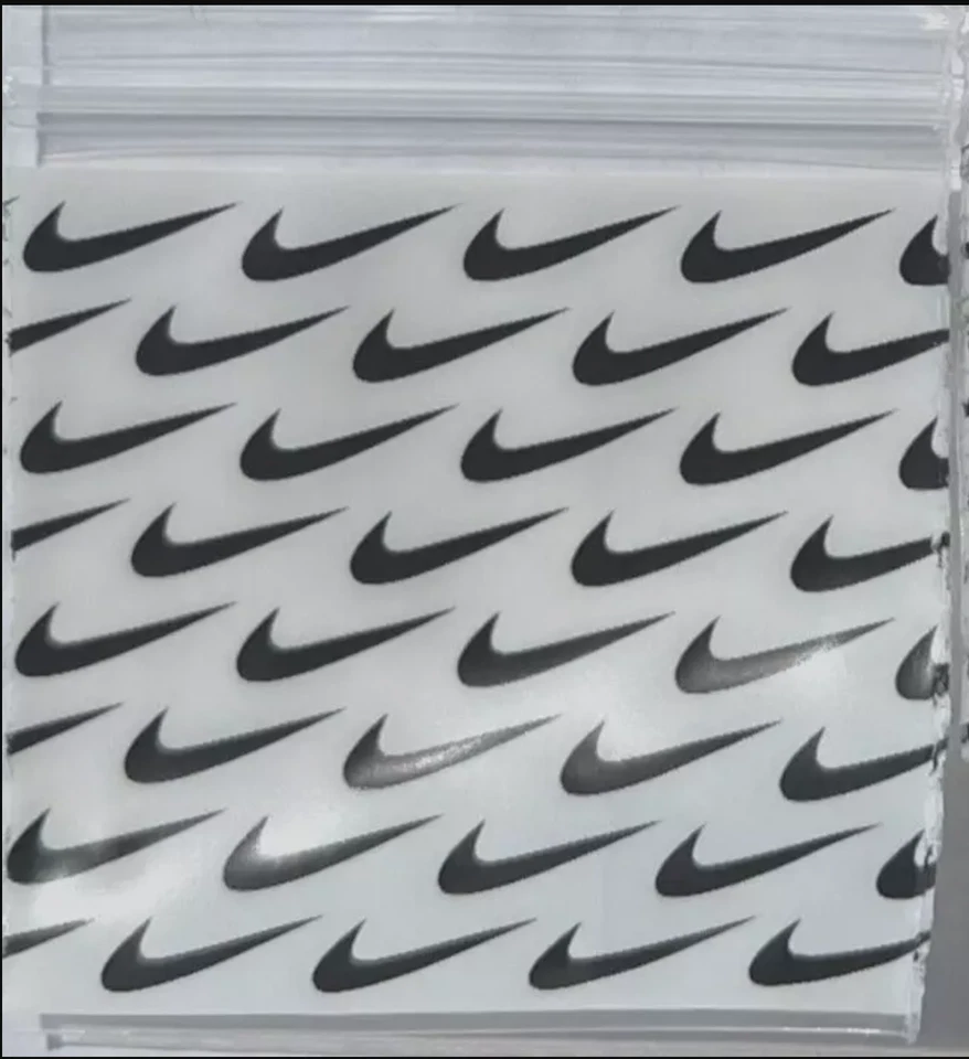NIKE DIME BAGS 100ct  1.5" x 1.5" - Image 1 of 1