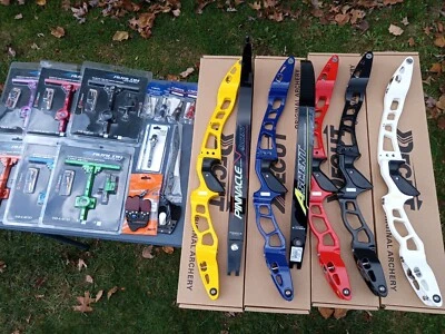 Arco Olímpico Recurvo - Configuración Completa - Mano Derecha - Color Rojo Solo Queda En Stock Foto 1 de 4