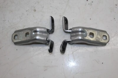 Juego de bisagras de puerta delantera derecha Cadillac CTS 2014-2019 FABRICANTE DE EQUIPOS ORIGINALES Foto 1 de 4