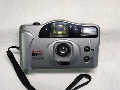 BELL + HOWELL 35mm Camera BF 905 BIG FINDER AUTO FOCUS FILM Red Eye Reduction - Image 1 of 4